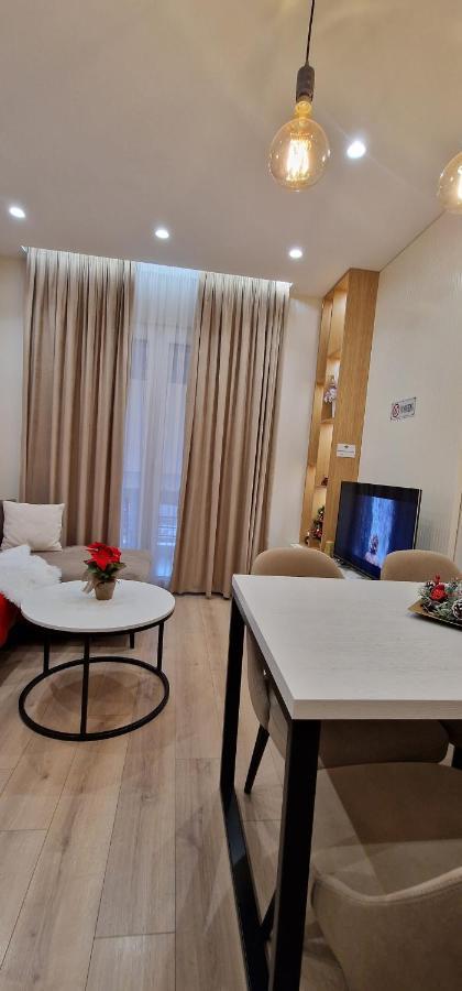 Arkle Apartment 1 Тирана Екстер'єр фото